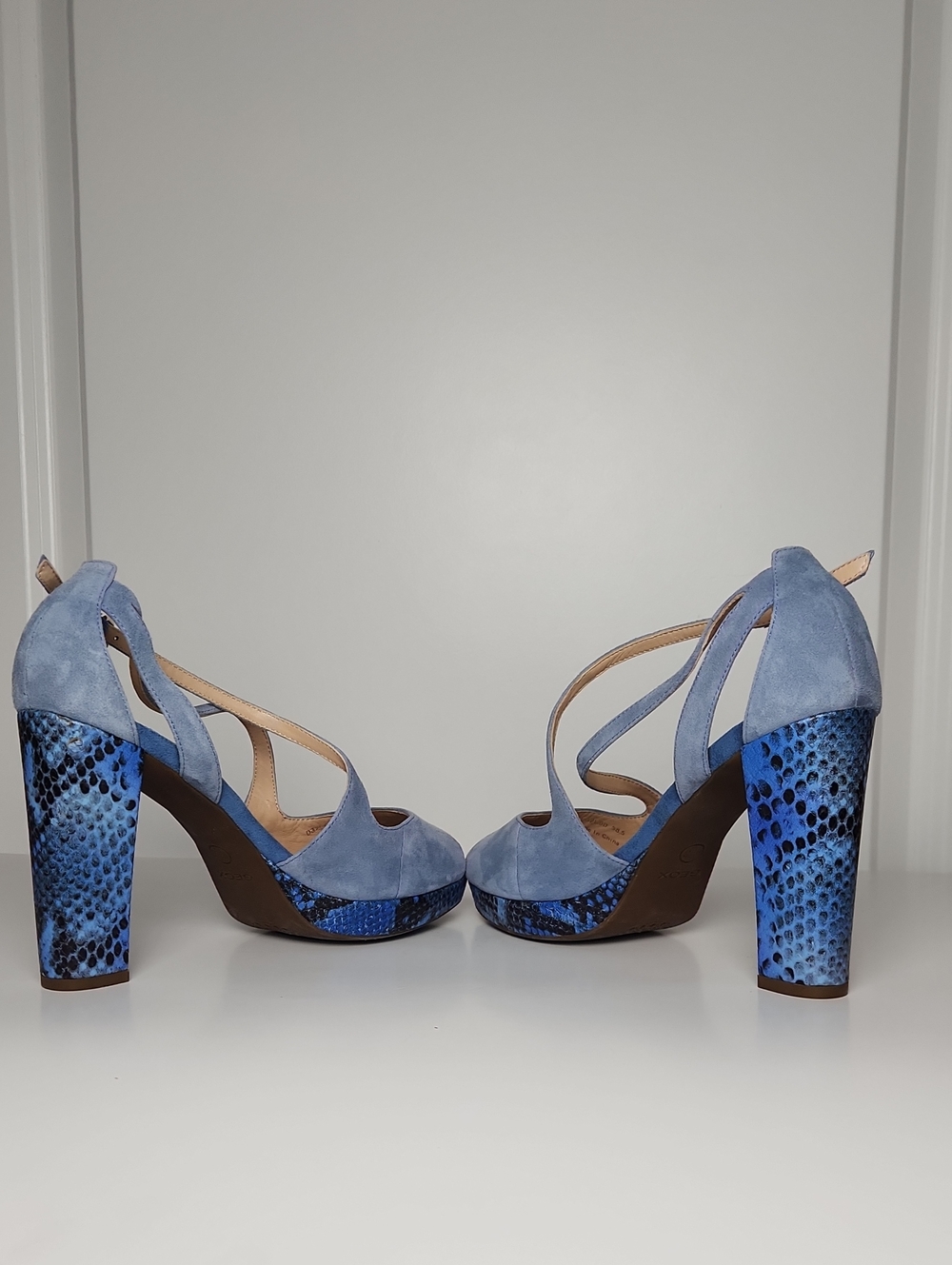 Geox Blue Suede And Snake print chunky Heel With Straps Size 38.5